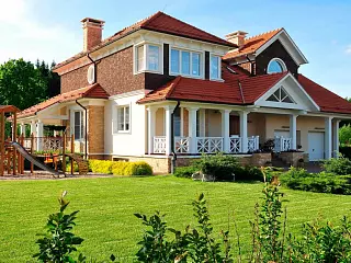 Купить загородную недвижимость